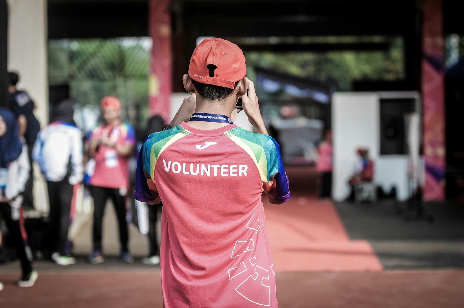 A volunteer at a community outreach event